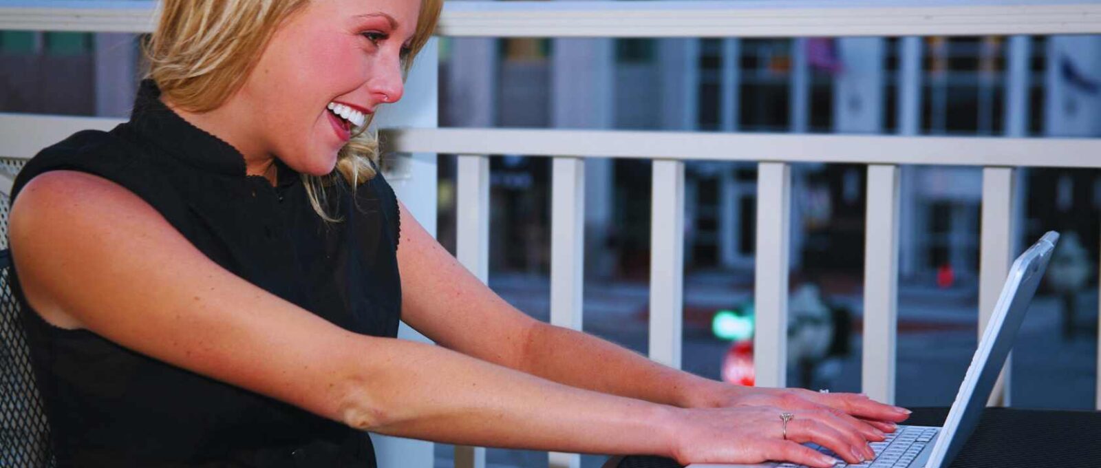 10 Signs You’re Ready to Start Dating Again