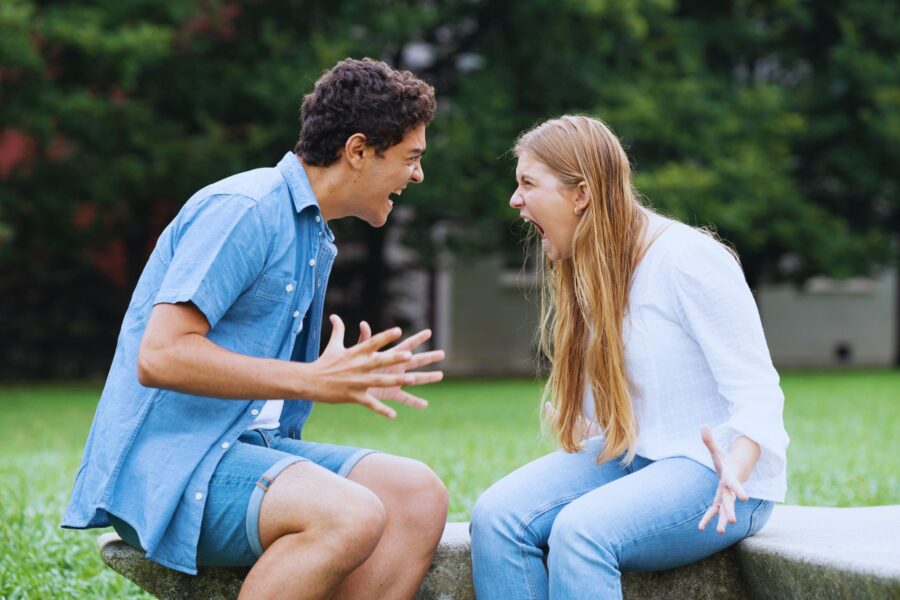 Red Flag Alert 7 Things Men Say That Mean Trouble